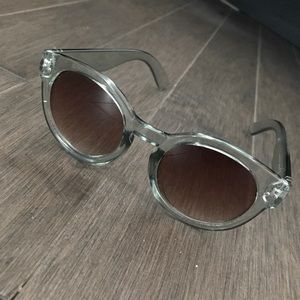 πβFREE ADD-ON ITEM